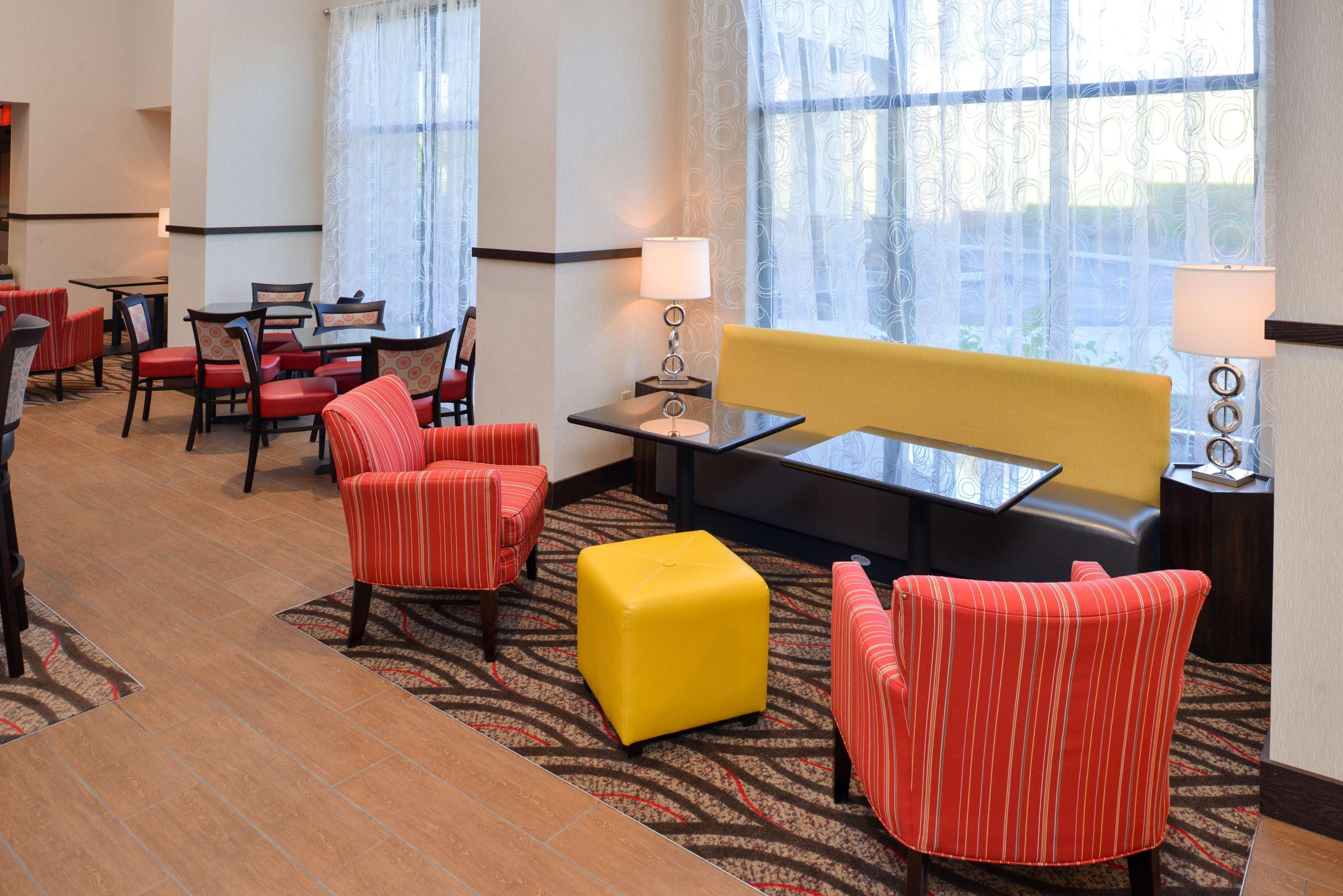 Hampton Inn & Suites California University-Pittsburgh Coal Center Esterno foto